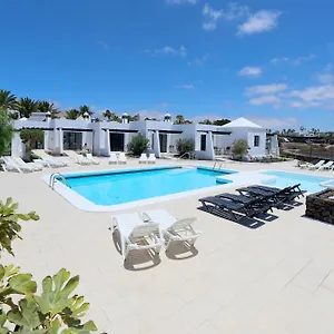 https://salmarina-bungalows.puertodelcarmen-hotels.org